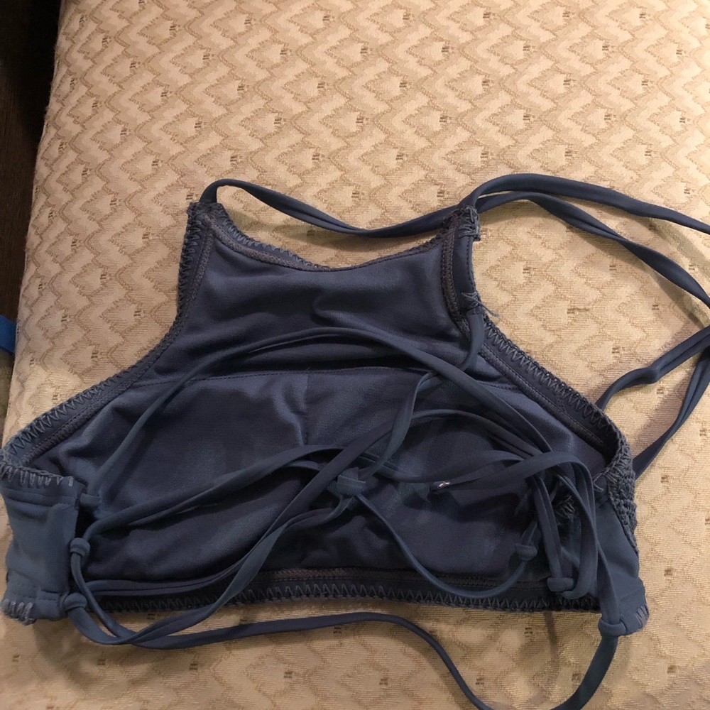 Bikini Top - Picture 2 of 3